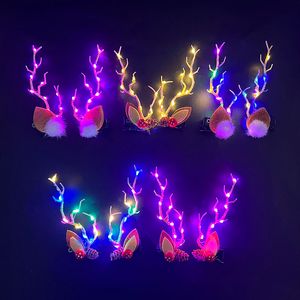 Cristmas LED Light Antler Hair Clip Women Girl Glowing Antler Elk Elk Horn Heatwear Hair Accessoires Accessoires de Noël DÉCOR NOUVELLE 7Z