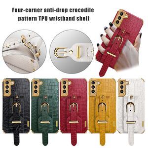 Crocodile PU cuir bracelet étuis support sangle support souple 6D placage antichoc couverture pour Samsung S20 FE S21 Plus S22 Ultra A13 A23 A33 A53 A73 A12 A22 A32 A52 A72