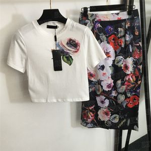 Bijgesneden T-shirts Bloemenprint Jurk Sets Voor Vrouwen Mode Hoge Taille Split Rokken Slanke T-stukken Tops Casual Pak