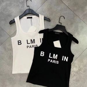 Top t-shirts cultivés tricots tricots de la broderie de concepteur de concepteur sans manche
