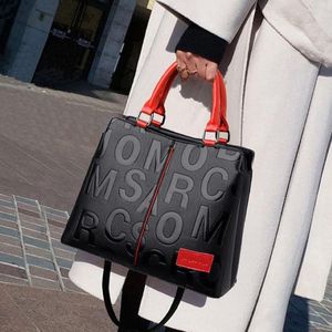 Sac à main style bandoulière 2021 avec filet de grande capacité Red2222