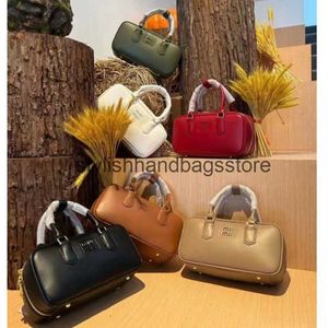 Cross Body Bag Home Nieuwe bowlingtas enkele schouder Crossbody Handheld klein vierkant modieus en veelzijdige Boston H240409