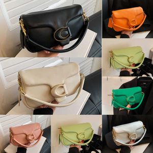 Cross Body Designer Sac Sacs à bandoulière Forme Sauvage Femmes Lettre Cuir Luxurys Sac à main Sac fourre-tout classique Femme Satchel Sacs à bandoulière Sac à main