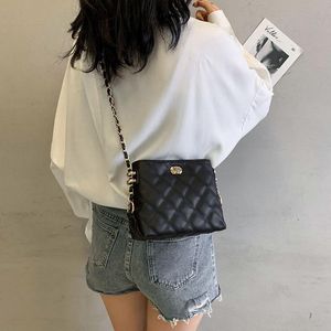 Cross Body Europese En Amerikaanse Niche High-end Tassen 2021 Rhombus Handtassen Limited Westerse Mode Messenger Lock Chain Bag