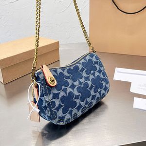 Sacs de soirée Cross Body sacs de soirée sacs sous les bras de mode sac en toile denim classique avec une bandoulière demi-lune sacs à bandoulière chambray swinger 2023