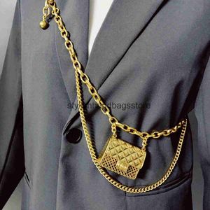 Cross Body Fashionable Tassel Gold Chain Strap Dames hoogwaardige luxe oorriem mobiele telefoon Smakzak metalen band verstelbare lange riem mini H240527