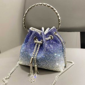 Cross Body Poignée Strass Soirée Pochette Sacs à main et sac à main de luxe Sacs à bandoulière Designer Brillant Cristal Embrayage sac à main seau sacstylishhandbagsstore