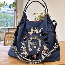 Cross Body Hoog rond bovenlichaam met geborduurde ballchain in paardenstijl milieuvriendelijke tas boodschappentas geborduurde schoudertas