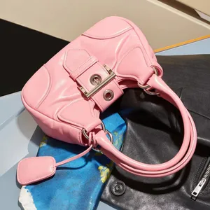 Cross Body Girl Sacs de créateurs d'épaule poignée supérieure de luxe en cuir véritable fourre-tout sac à main femme week-end demi-lune sac hommes rose sac à main en nylon sacs d'embrayage