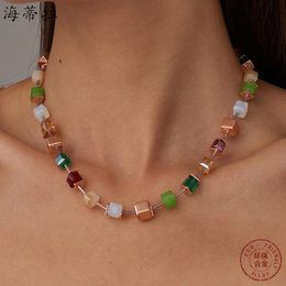 Collier de perles de sucre carrées de couleur chaude transfrontalière couleur de mode simple accessoires de collier féminin sensoriel haut de gamme en gros
