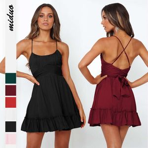 Cross Border Summer Nouveau produit Dentelle Ruffle Edge Spicy Girl Jupe Pure Desire Style Robe fronde pour femmes européennes et américaines Robe sexy