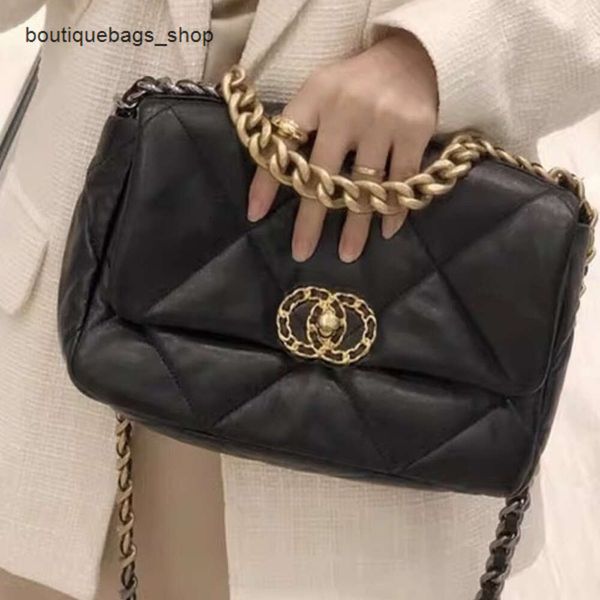 Bolsos de marca de moda al por mayor transfronterizos Nuevo 19bag Lingge Cloud Bag Cadena Cubierta de boca de cuero real Gran capacidad para mujer Solo hombro a horcajadas