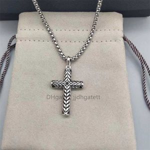 Cross Box Chain Designer Luxe kettingen Mode Premium ketting Hoge kwaliteit Prachtige ketting Zonnebloem Anker Hanger Hoorn