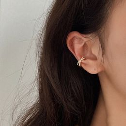 Clip de oreja de circón de Metal cruzado para mujer, Clip de oreja pequeño geométrico sin perforaciones en forma de C, Clips para oreja, joyería