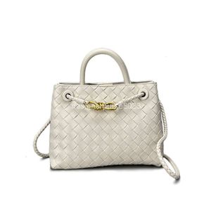 Bandoulière Andiamo Métal Totes Underarm Designer Boucle Sac Épaule Femmes Bow Bourse Corde Sacs De Poche Vbottega Unique Nouveau Cuir Tissé Panier Femmes Y78P