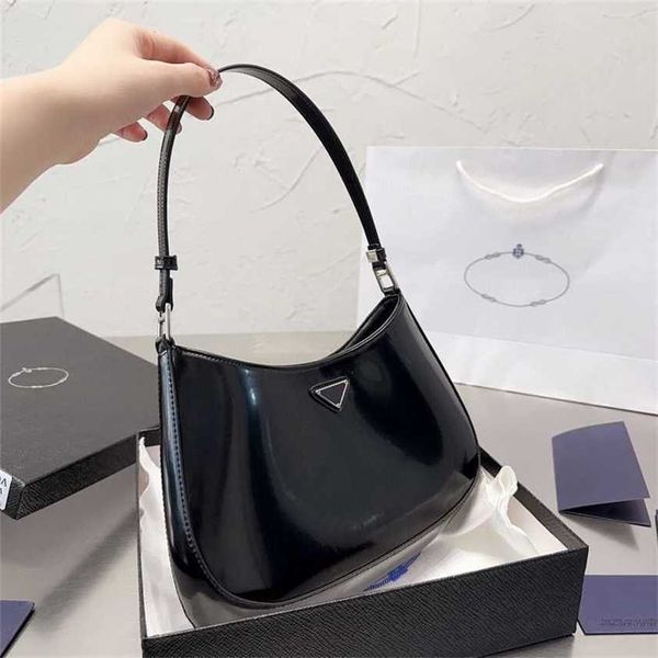 Sac à main fourre-tout Hobo avec sac à bandoulière design en cuir souple Sacs à bandoulière 70% de réduction sur la vente en ligne 3641