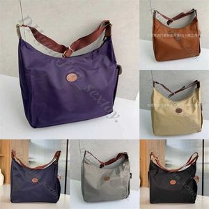 Crossbody met winkel off sparing nylon 2024 groothandel hobo 95% nieuwe schouder luxe crossbody faye canvas messenger tassen tas grote capaciteit dezelfde waterdichte 2L72