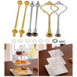 Crown 3 Tier Cake Cupcake Play Stand Handle Hardware Hardware Adapt Slept pour fruit plateau gâteau assiette Home Kitchen Dining Cake Tool