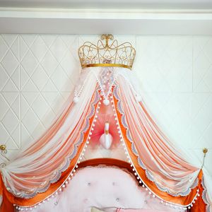 Crown bedgordijn Frans romantisch muggen net voor bed bedgrentengordijn borduurwerk dubbele bont bal kanten retro decoratief garen