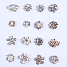 Crystal 120pcs Nouvelles boutons de strass de couronne de mode avec perles d'ivoire pour accessoires de cheveux bijoux de cristal pour la décoration des femmes