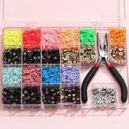 Kristal 1BOX Mix Polymeer Klei Platte Kralen Acryl Letter Spacer Kralen Sieraden Maken Kits voor Armband Ketting DIY Kits Sets