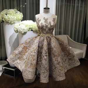 2020 Crystal Prom Dresses Puffy Rok Gouden Kantjurk Avondjurken Korte Jewel Baljurk Speciale Gelegenheid Jurk Op maat gemaakt