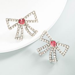 Crystal Bowknot Stud Earring voor vrouw Elegant Sparkly Rhinestone Beaded Verklaring Oorbellen Meisje Party Brincos