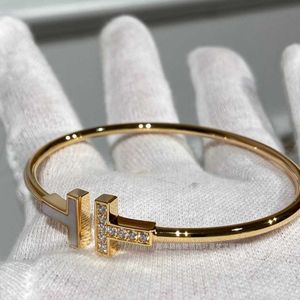 Bracelet pour femmes de haute qualité en cristal de haute qualité blanc à double bracelet avec tiffaniy commun