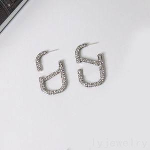 Pendientes de diamantes de cristal para mujer, pendiente de diseñador de moda, letra retro v, chapado en plata, orecchini, pendientes de lujo para el día de san valentín, moda hip hop ZB031 C23