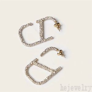 Crystal Gold Plated Diamond Designer oorbellen Sparkling Small Zirkon Hyperbole Dubbele letter V Classical Ohrringe Luxe sieraden Vrouwelijke stud earring ZB031 E23