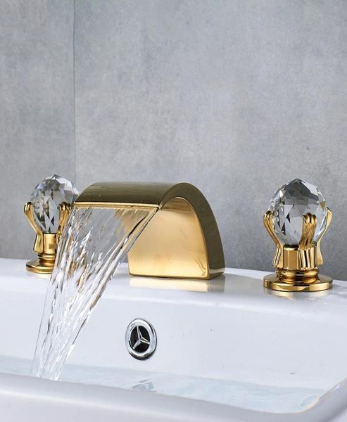 Grifo de baño de cascada dorado con mango de cristal, montaje en cubierta, grifo de lavabo de bañera generalizado, mezclador de lavabo cromado Tap9399346