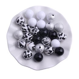 Crystal Kwoi Vita AM060 Ensemble de mélange de léopard noir et blanc, perles rondes en acrylique imprimées épaisses de 20mm pour enfants, collier, fabrication de bijoux, 50 pièces par lot