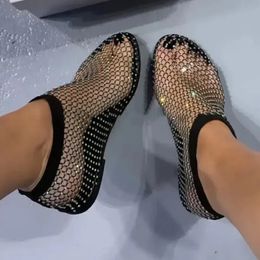 Crystal Loafers Woman Luxury Brand Designer Mesh Flats Casual wandelschoenen Zomer ondiepe jurk Cool Boots Sandals 240411
