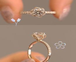 Anillos de cristal para mujer, anillo plateado de flores a la moda para mujer, joyería de marca de lujo, accesorios de regalo 1811285