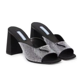 Kristallen pantoffels strass steentjes open teen muiltjes slides sandalen hakken slip-on schoenen met blokhak luxe dames designer leren buitenzool fabrieksschoeisel met doos