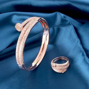 Crystal Solid Gold Silver Nail Bangle Bangle Set Diamantes de lujo diseñador elegante para mujeres Pulseras de moda Farty Fiesta de bodas Día de San Valentín Regalos
