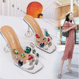 Crystal Femmes Open Slippers Fashion Couleur Focus Rhingestone Square Toes Outdoors Sandales à talons hauts 9 cm CD4