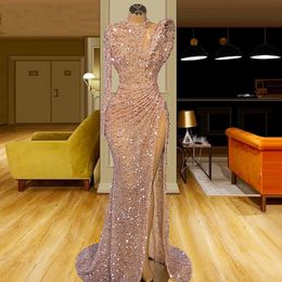 Cristaux sirène une robe de soirée à manches longues 2021 femmes luxe perlé et plissé rose robe de bal avec Sexy fendu côté Robes