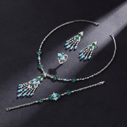 Boucles d'oreilles de collier de perle de zircone cubique Ensemble de 4 fêtes de mariage pour femmes All Zircon Dubai Bridal Jewelry Gift 240401