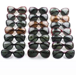 Cubojue 10 PCSlot des lunettes de soleil polarisées entières verres de soleil pour femmes conduisant anti-réflexion dans LOT6178567