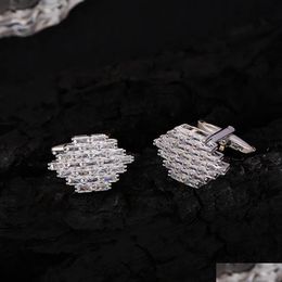 Boutons de manchette Les boutons de manchette en losange avec incrustation de diamants, un accessoire unique pour mettre en valeur le caractère noble et le goût exquis des hommes Drop Del Dh8Lx