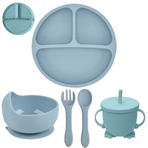 Tasses Vaisselles Ustensiles 5PCS Bébé Silicone Vaisselle Ensemble Bébé Nourrir Plats Sans BPA Bol Assiette Bavoirs Cuillère Fourchette Ensembles Tout-petits Formation Bol Antidérapant AA230413