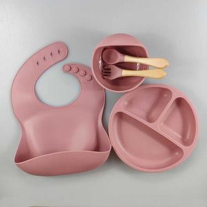 Tasses Vaisselle Ustensiles 5Pcs / Set Bébé Silicone Ventouse Bol Assiette Cuillère Fourchette Ensemble Portable Bébé Alimentation Vaisselle Antidérapant Enfants Vaisselle Sans BPA AA230413