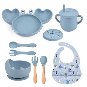 Tasses Vaisselle Ustensiles 8PCS / Set Bébé Silicone Vaisselle Tasse Bol Crabe Assiette Plateau Bavoirs Cuillère Fourchette Ensembles Enfants Antidérapant Alimentation Vaisselle Sans BPA AA230413