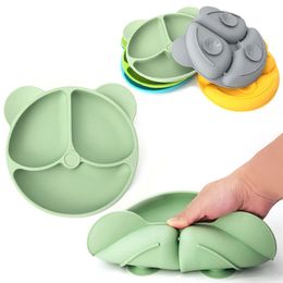 Tasses Vaisselle Ustensiles Assiette en silicone pour bébé Visage d'ours avec ventouse Ensemble de vaisselle pour enfants Smile Retro Kids 230621