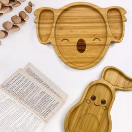 Bekers Schotels Gebruiksvoorwerpen Op maat gevormd babybord van bamboe en hout Hoogwaardig dinerbord van bamboetextiel met siliconen zuignap 230615