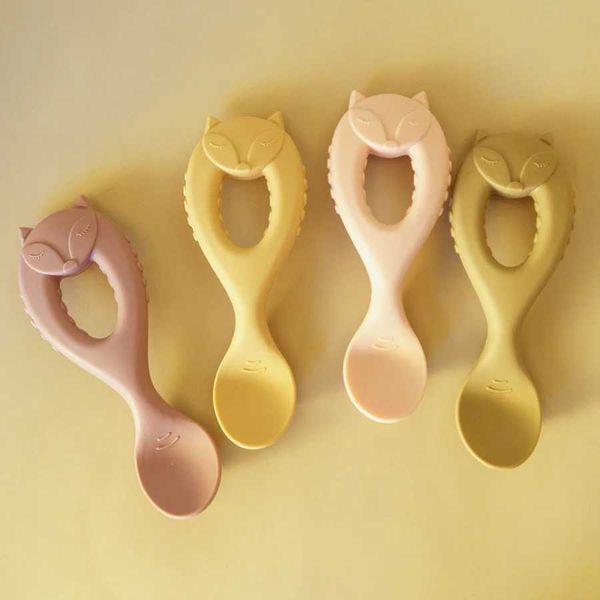Tasses plats ustensiles nouveaux bébés en silicone doux cuillère dessin animal cuillère pour enfants aliments pour bébé