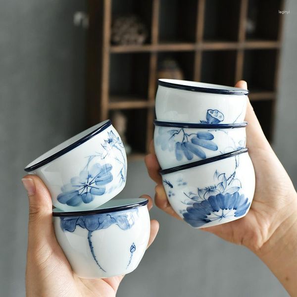 Tazas, platillos, 1 Uds., taza de té de cerámica azul y blanca dibujada a mano, tazas de Sake de porcelana de estilo japonés, tazas de café de cerámica