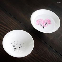 Kopjes schotels 1 stks Japanse magische sakura cup koude temperatuur kleur veranderen bloem display sake keramische theekom