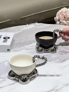 Ensemble de tasses et soucoupes en céramique pour femmes, 300ML, avec poignée en forme d'amour, haute beauté, bureau, lait, avoine, petit déjeuner, plats à café